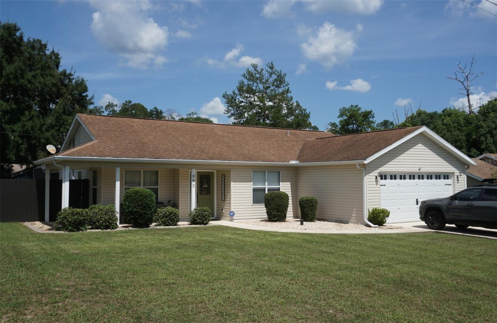 SILVER SPRINGS SHORES - Residential