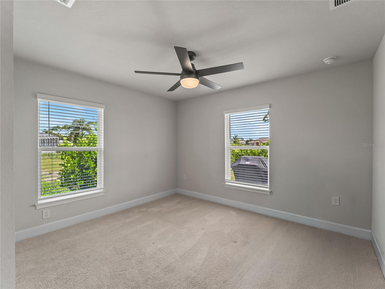 ROTONDA WEST PINE VALLEY - Residential