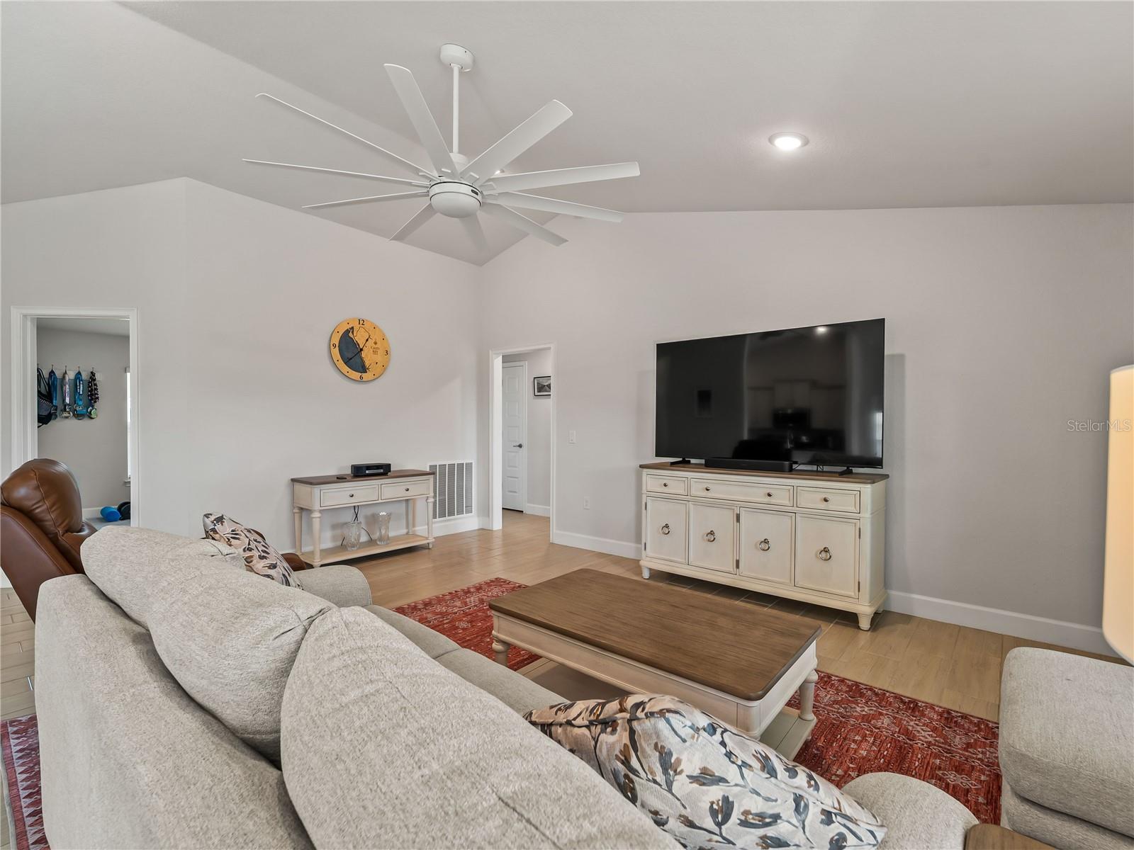 ROTONDA WEST PINE VALLEY - Residential