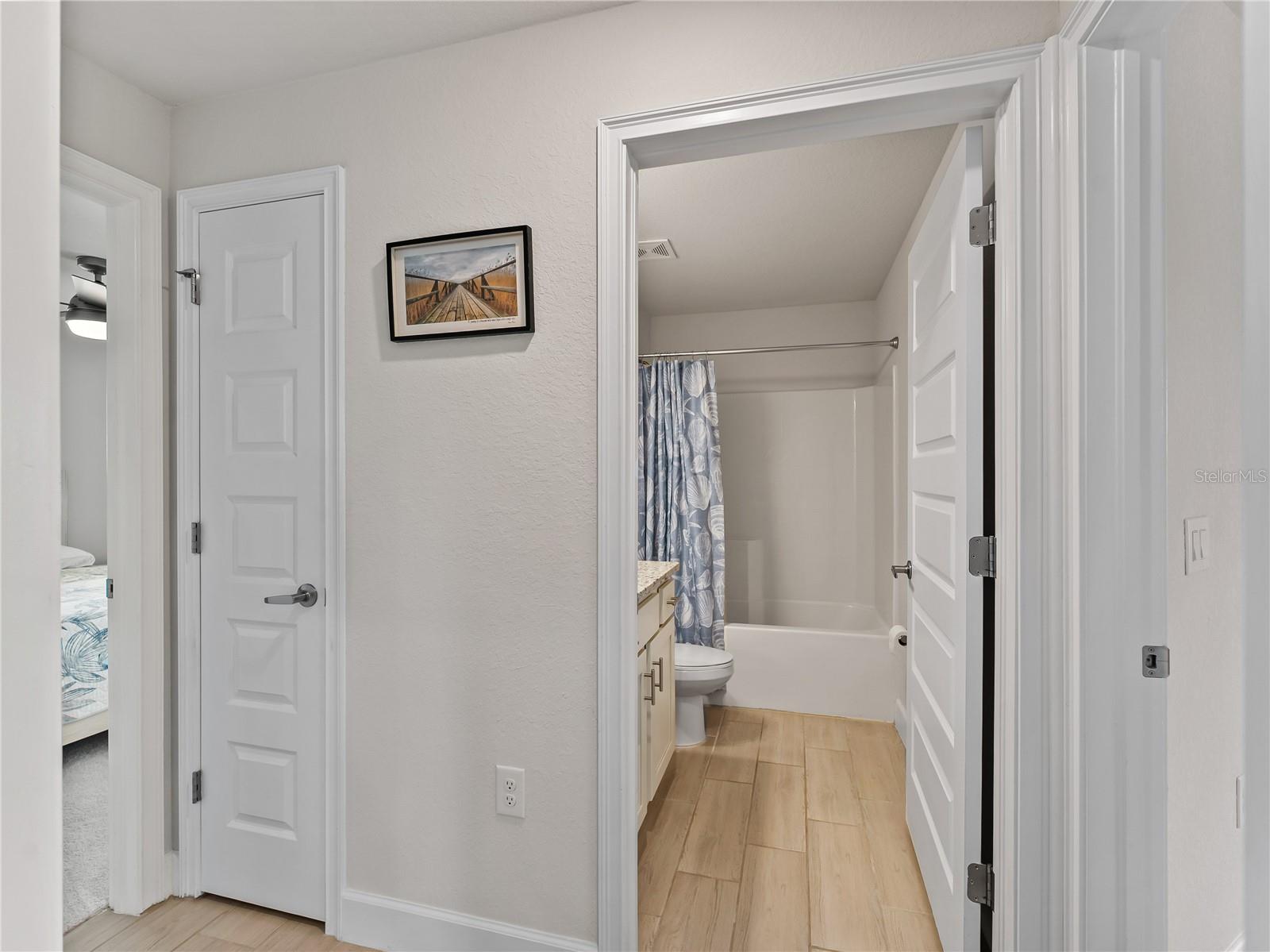 ROTONDA WEST PINE VALLEY - Residential
