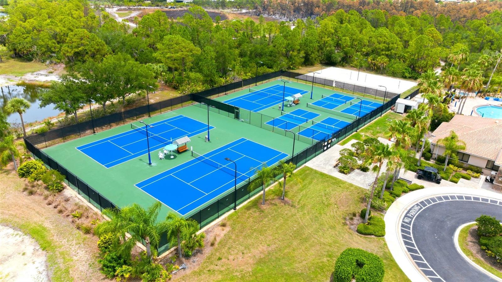 STONEYBROOK AT VENICE - Residential