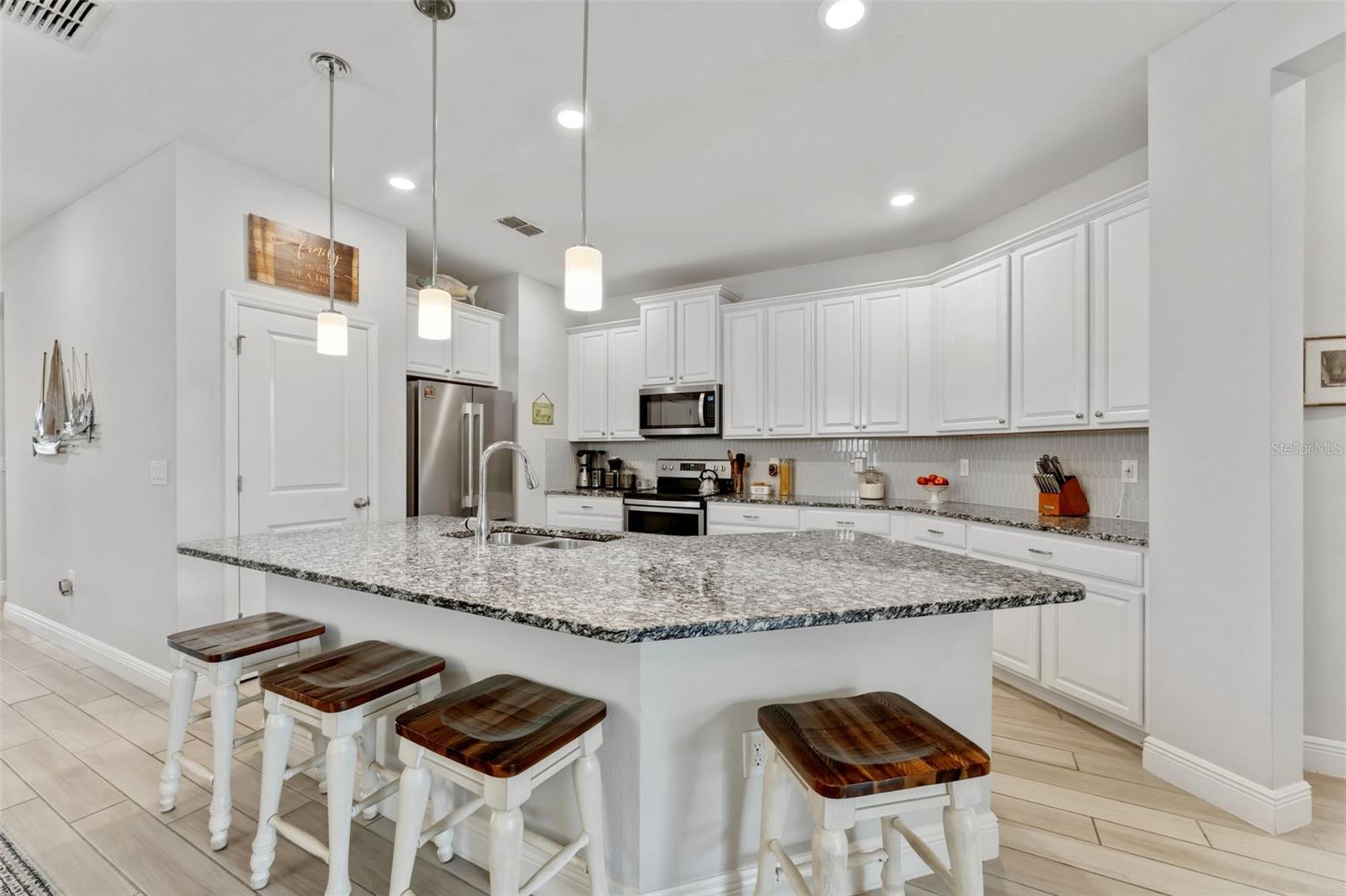 STONEYBROOK AT VENICE - Residential