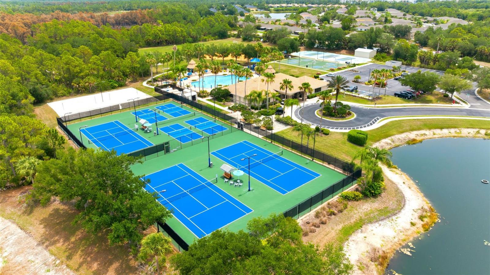 STONEYBROOK AT VENICE - Residential