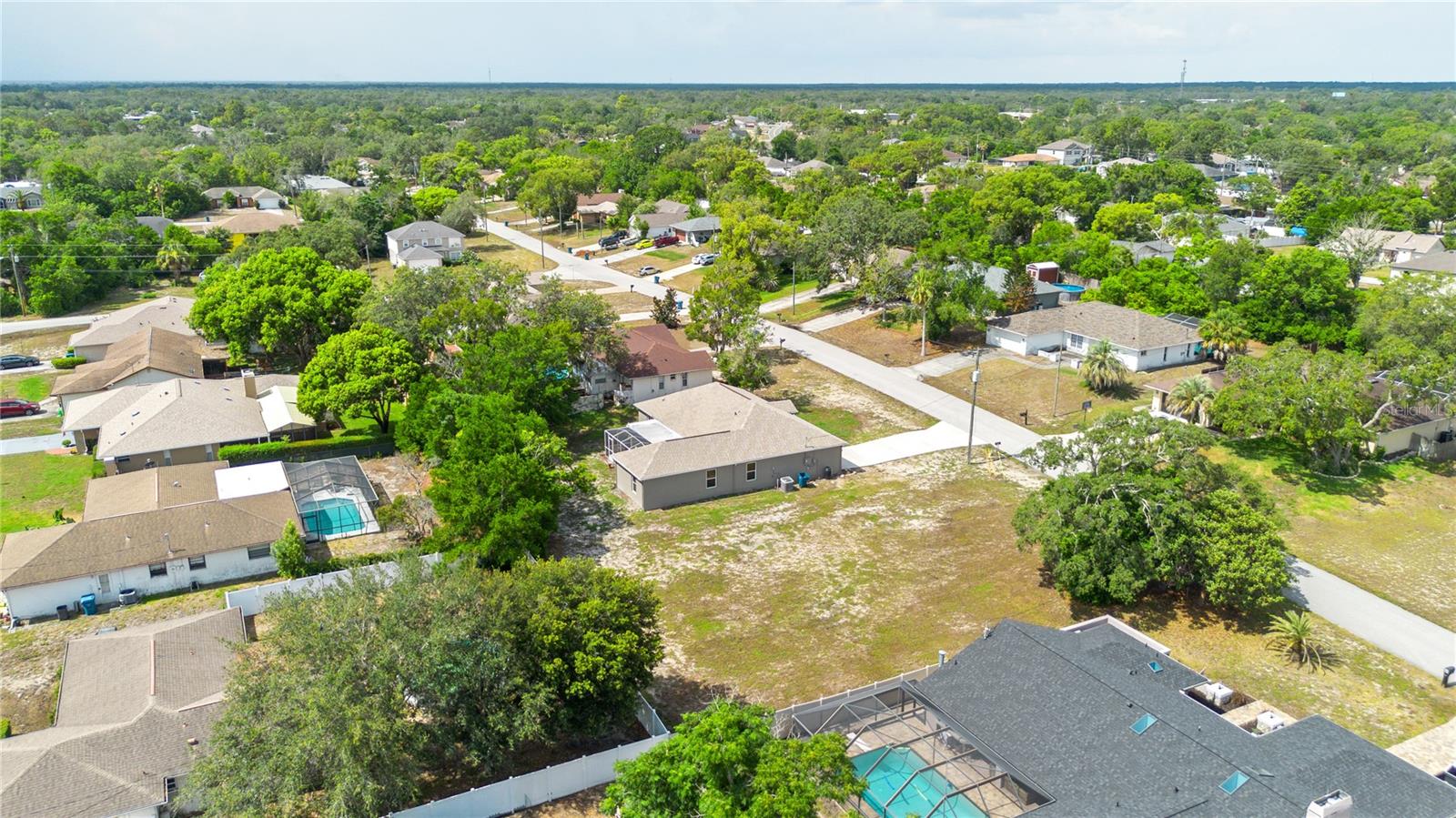 SPRING HILL - Residential