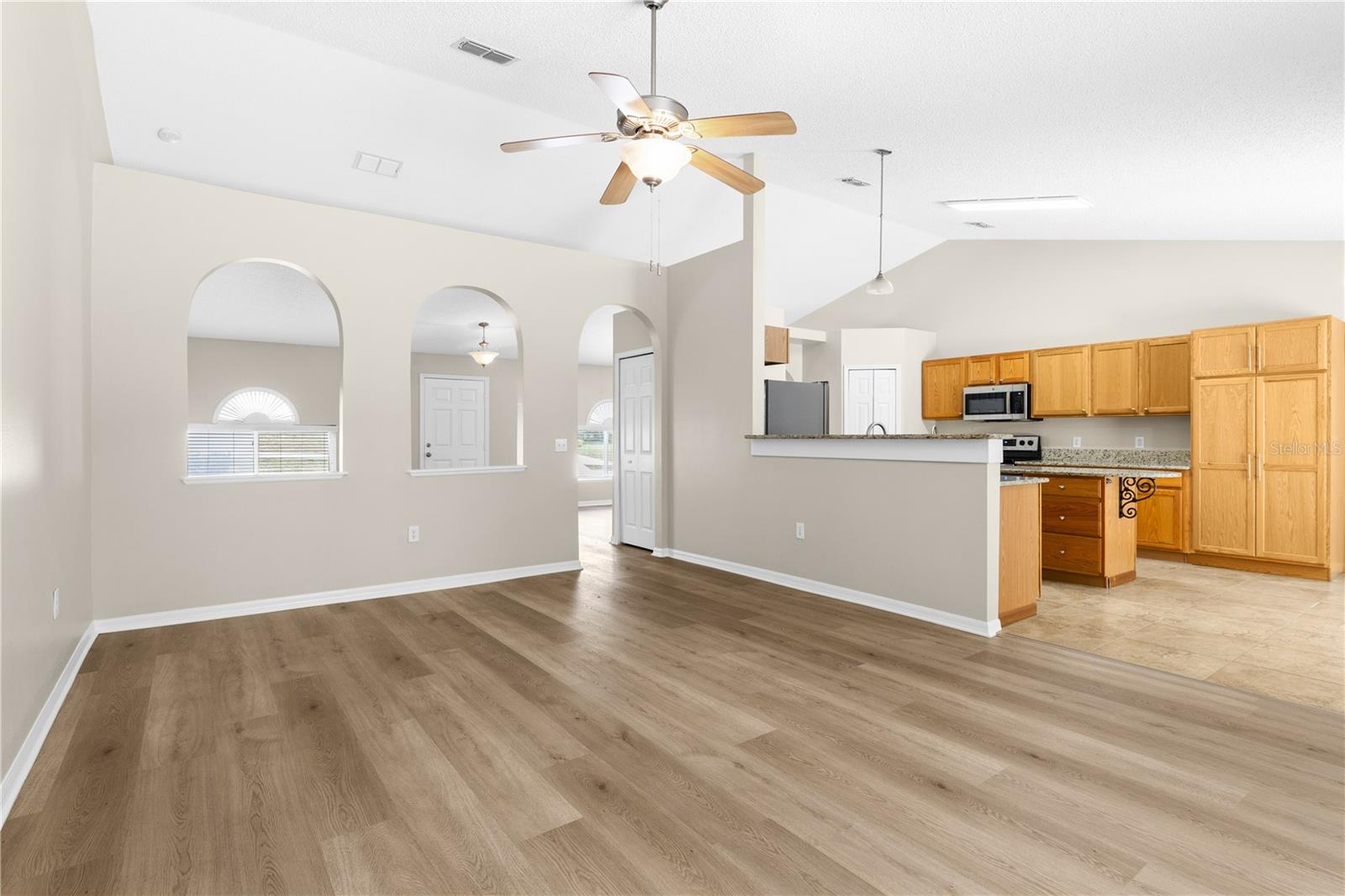 SPRING HILL - Residential