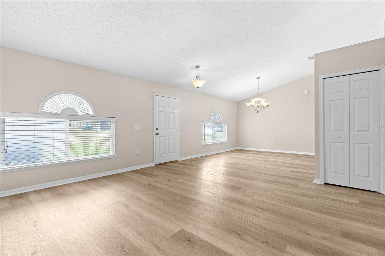 SPRING HILL - Residential