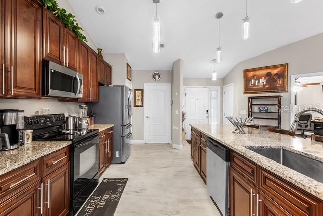 POINCIANA NBRHD 5 VILLAGE 7 - Residential