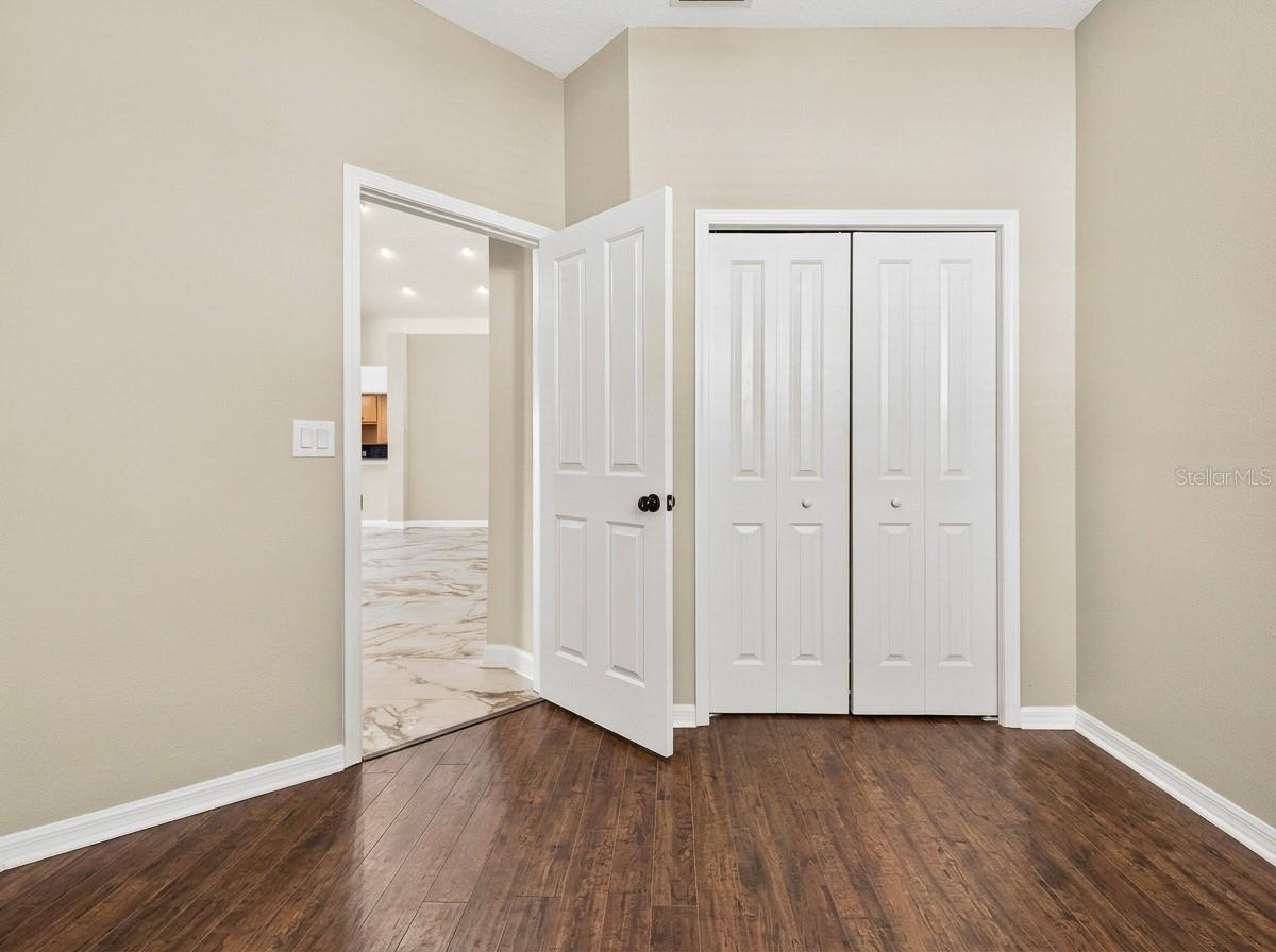 IVY LAKE ESTATES - Residential