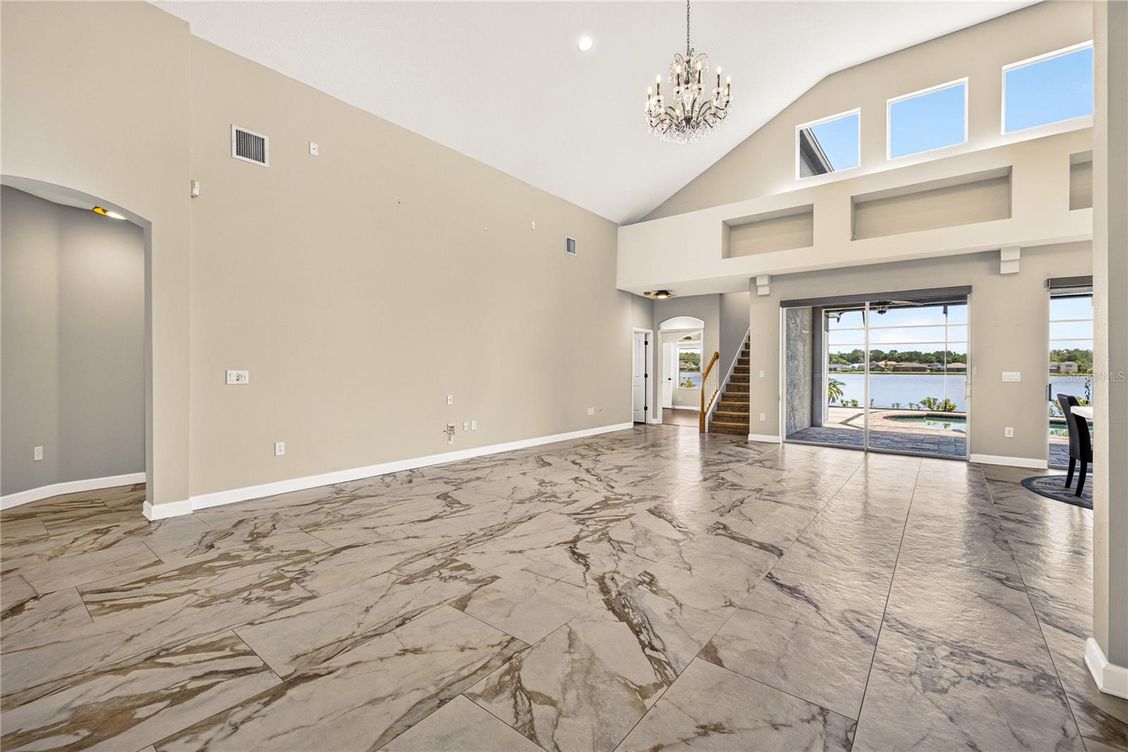 IVY LAKE ESTATES - Residential