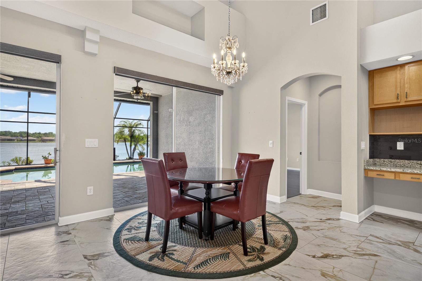 IVY LAKE ESTATES - Residential
