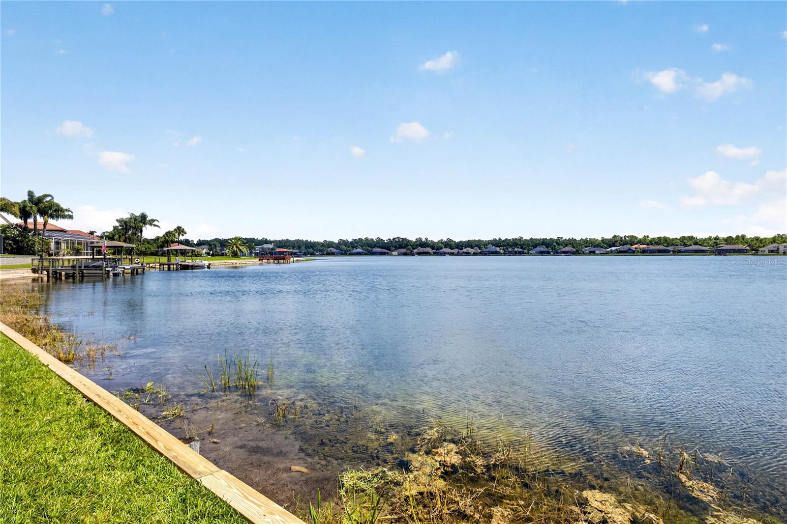 IVY LAKE ESTATES - Residential