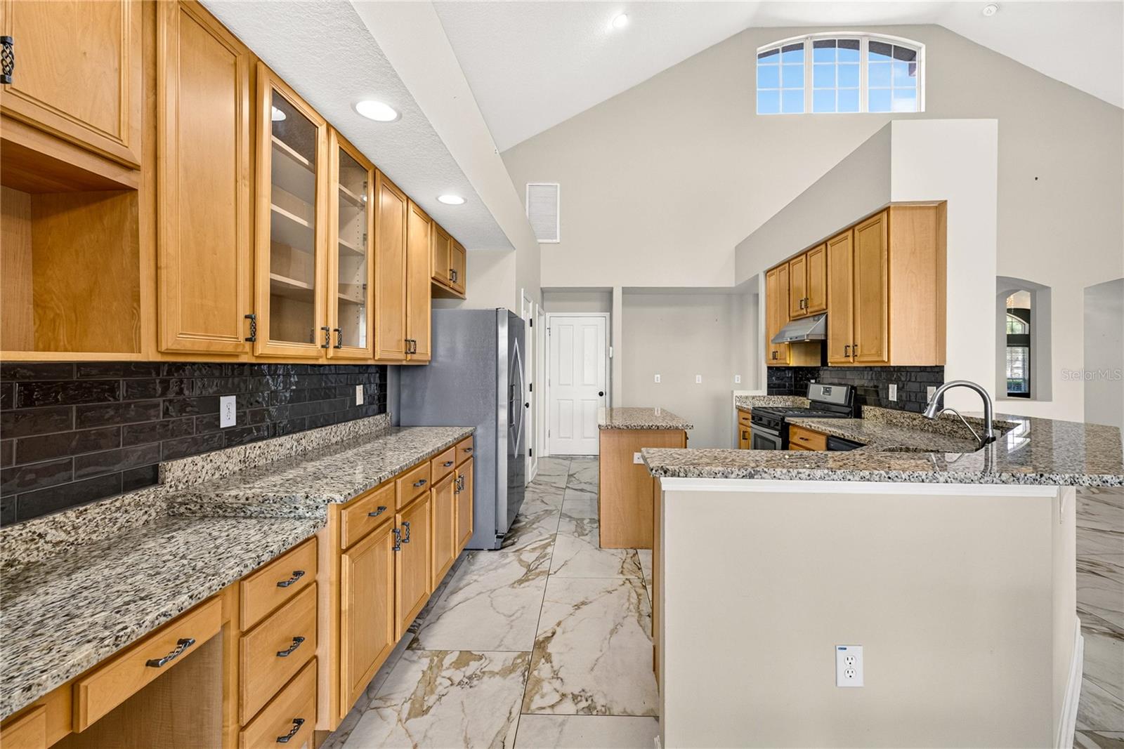 IVY LAKE ESTATES - Residential