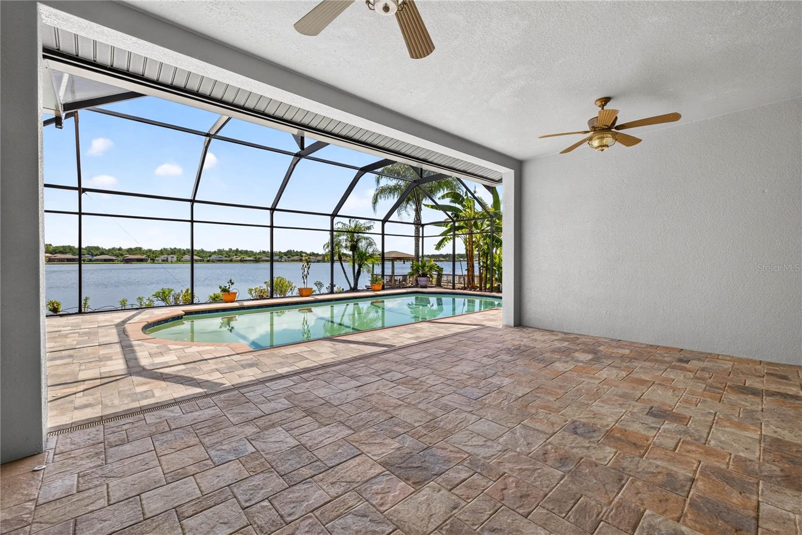 IVY LAKE ESTATES - Residential