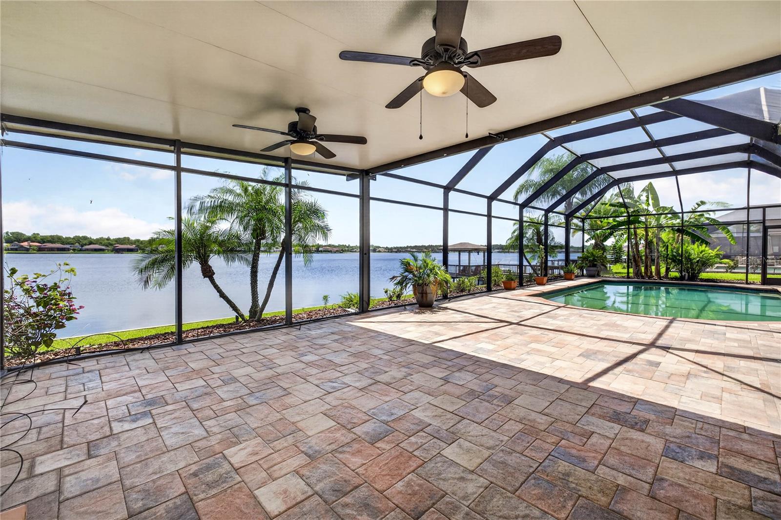 IVY LAKE ESTATES - Residential