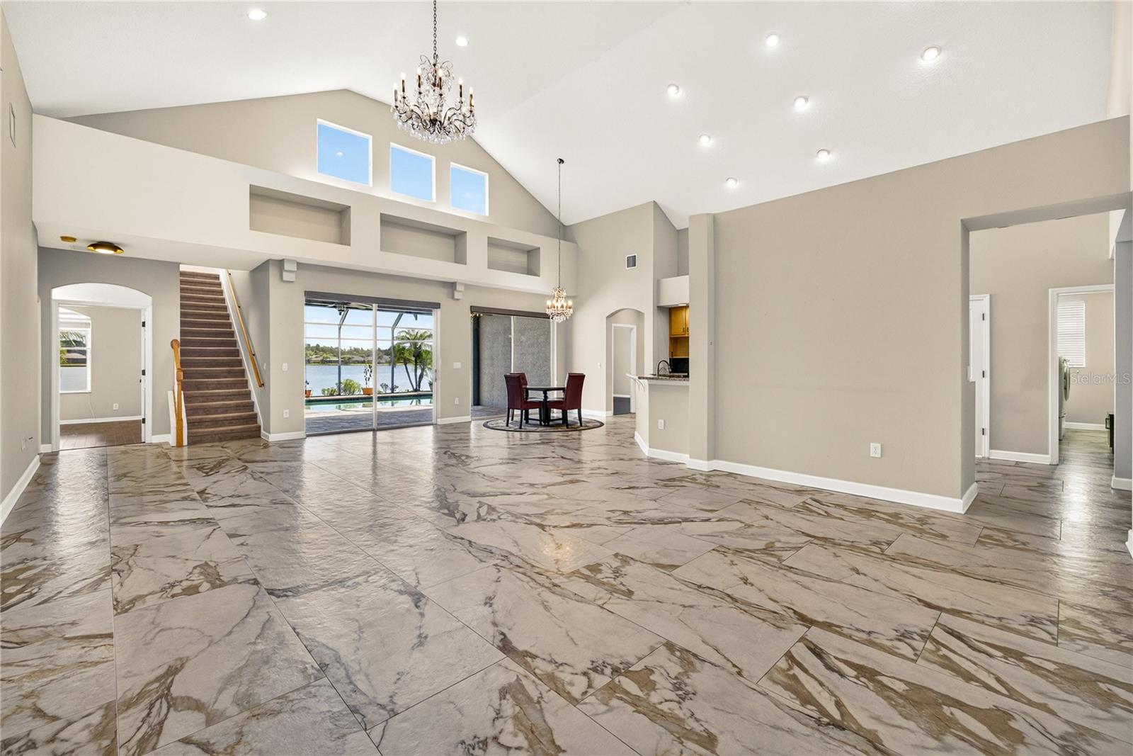 IVY LAKE ESTATES - Residential