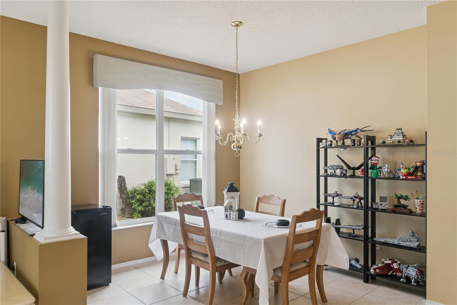 FAIRWAYS LAKE ESTATES - Residential