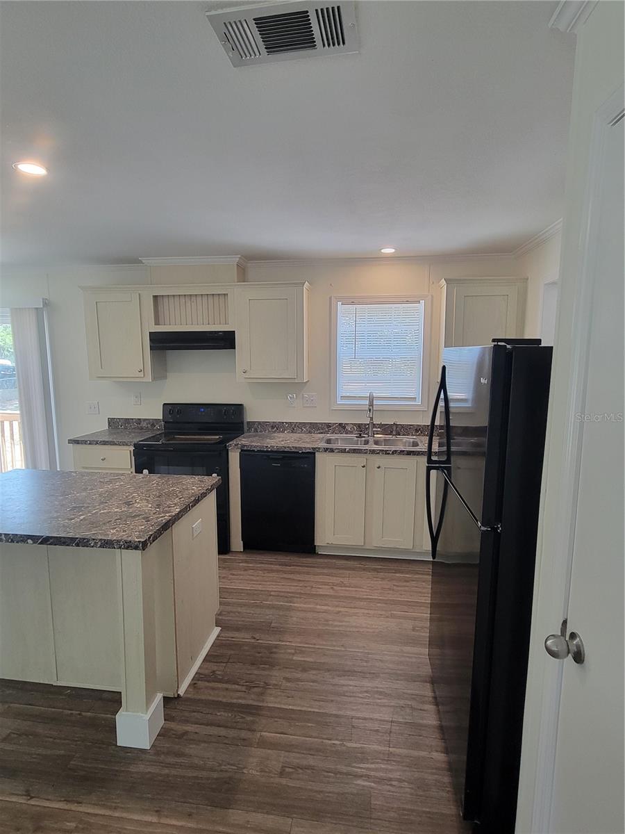 EDGEWOOD PARK ADD - Residential