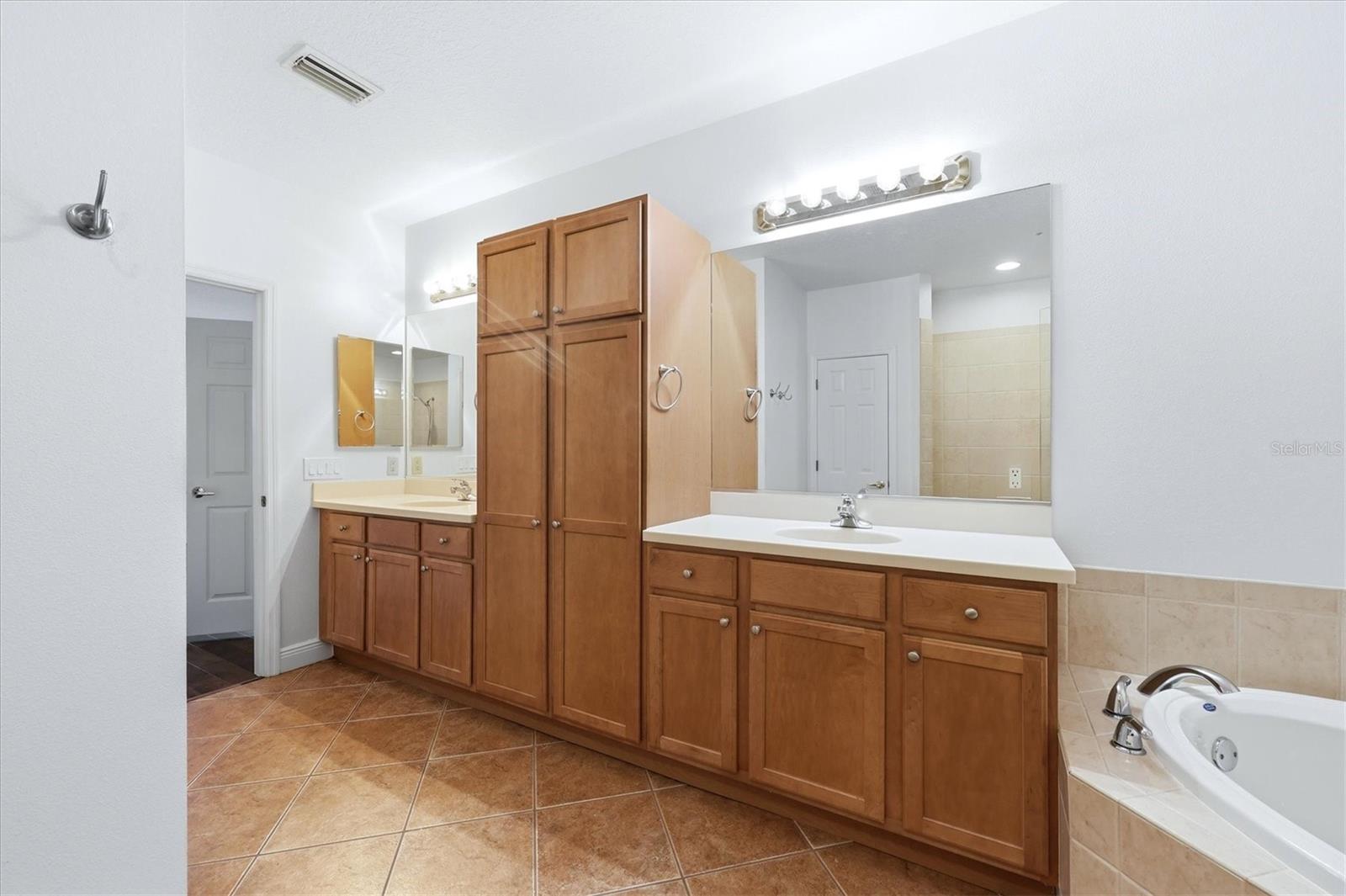 MIRAMAR LINKS AT LAKEWOOD RANCH - Residential