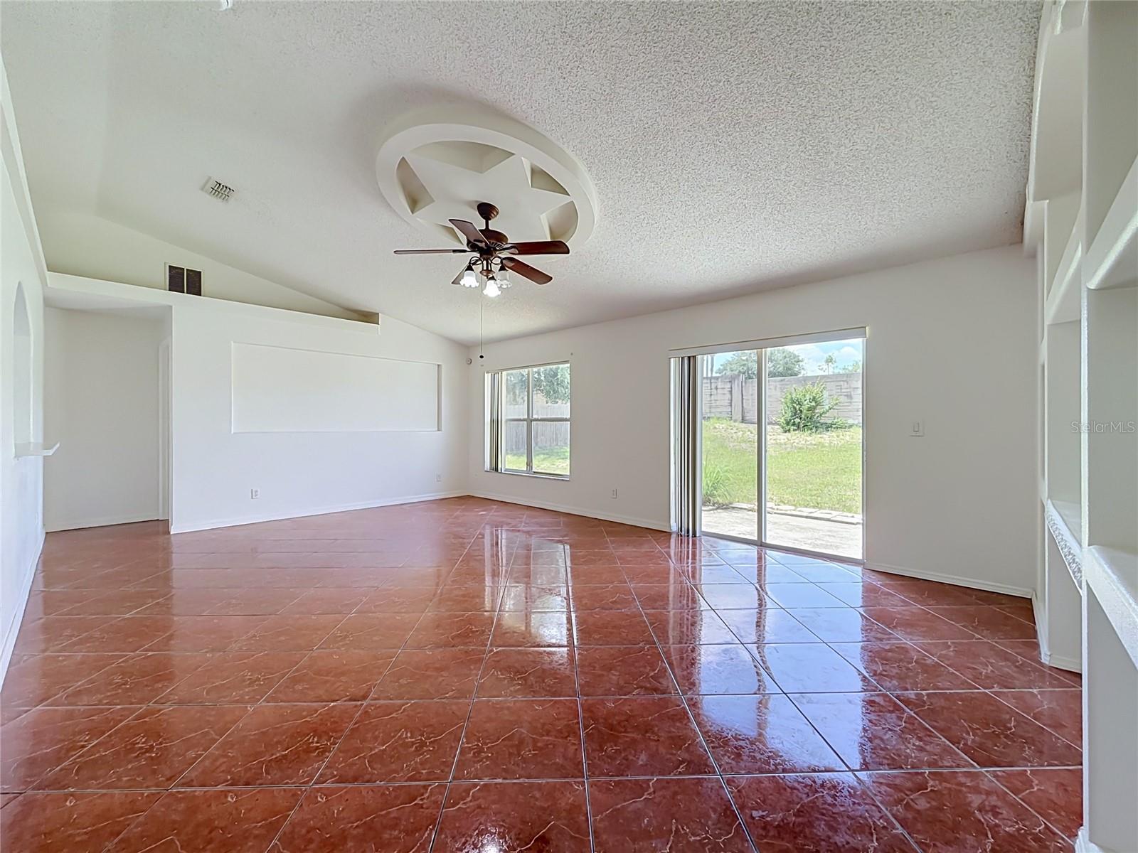 SPRING VALLEY PH IV SUB - Residential Lease