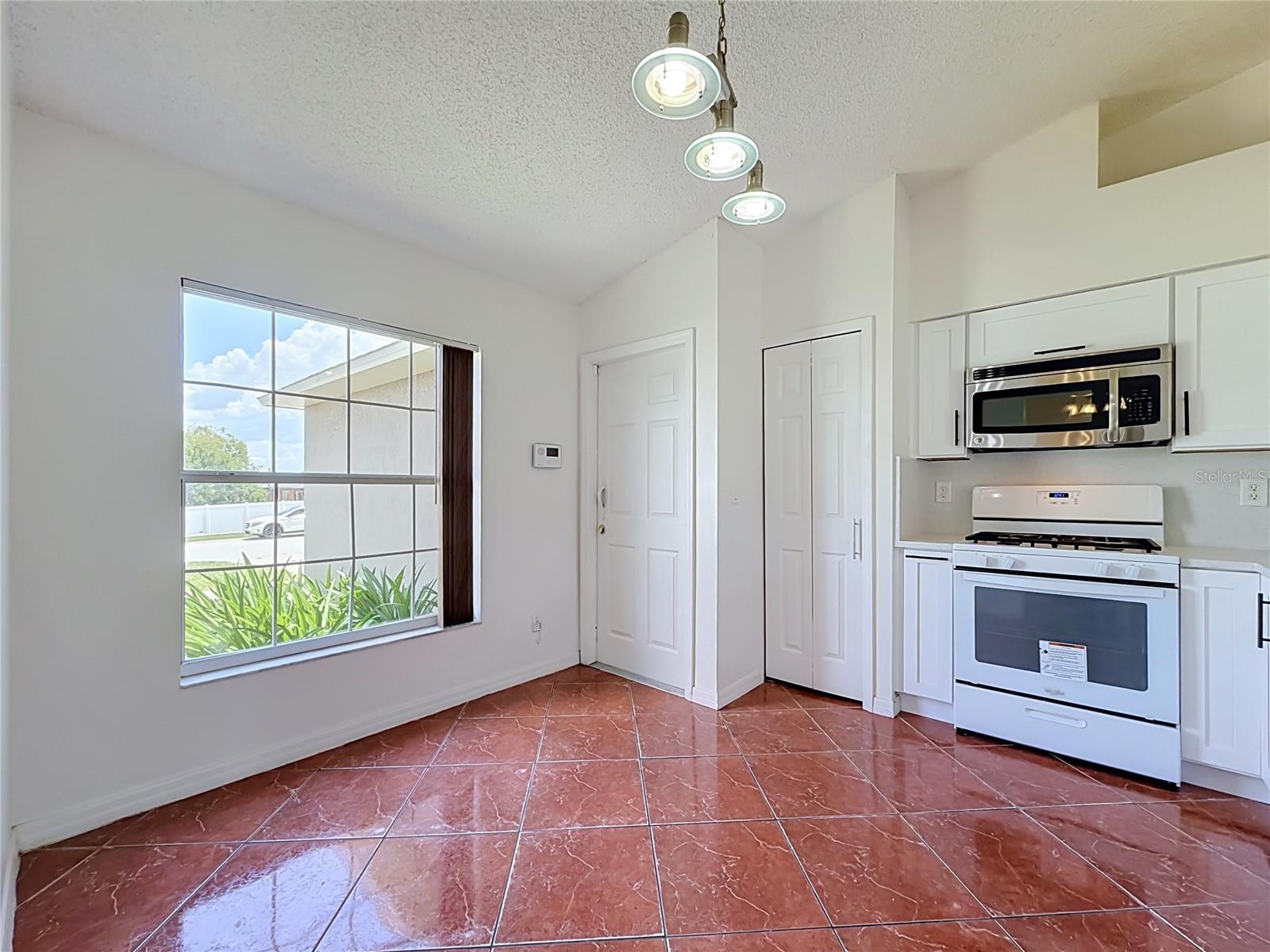SPRING VALLEY PH IV SUB - Residential Lease