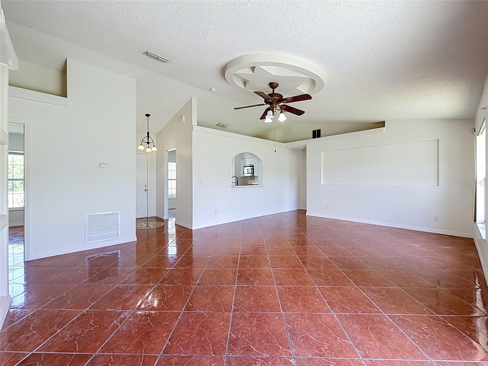 SPRING VALLEY PH IV SUB - Residential Lease