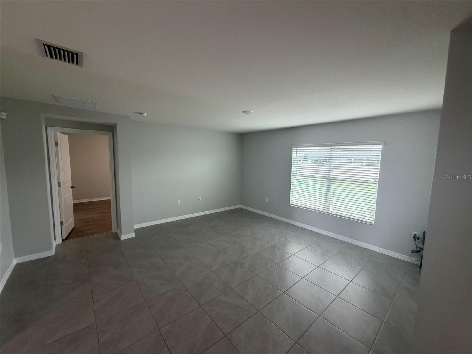 OCALA CROSSINGS SOUTH - Residential Lease