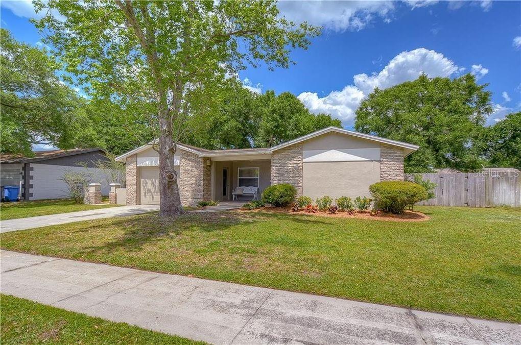CARROLLWOOD MEADOWS UNIT VI SE - Residential Lease