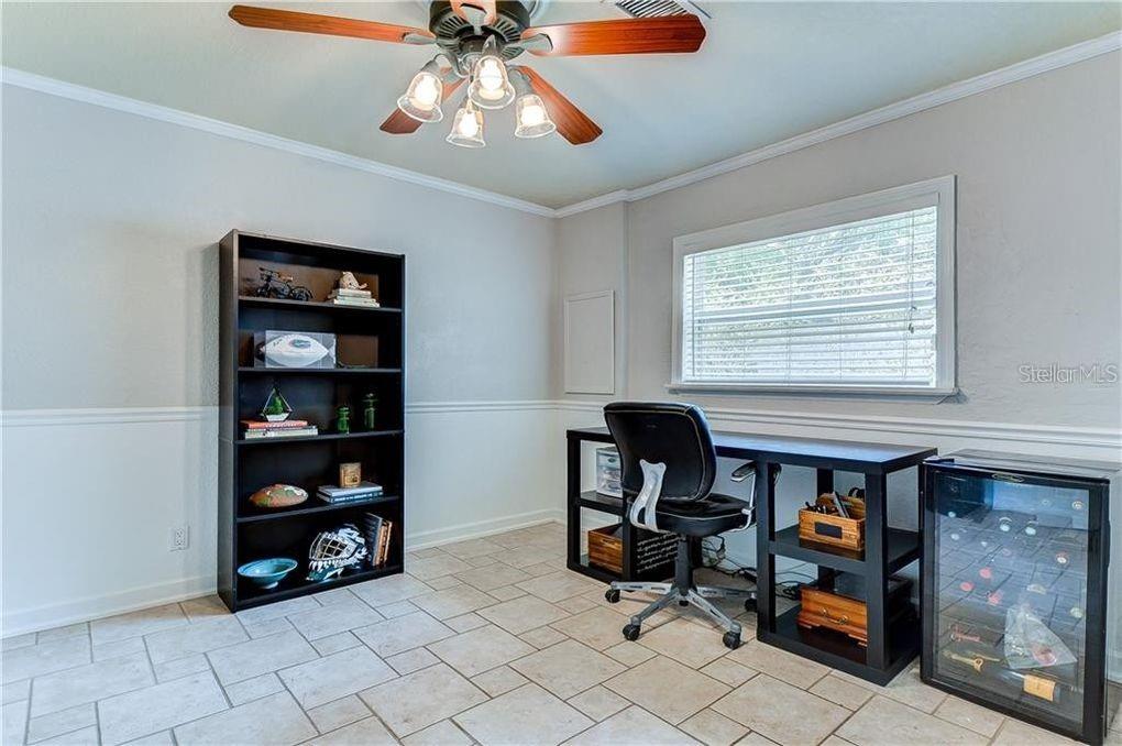 CARROLLWOOD MEADOWS UNIT VI SE - Residential Lease
