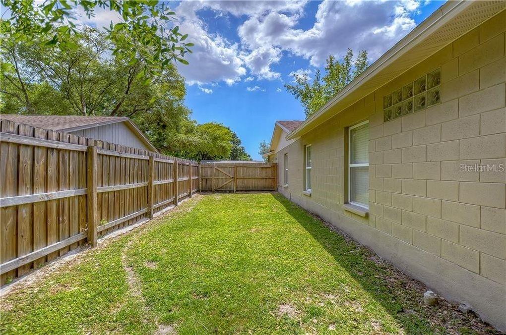 CARROLLWOOD MEADOWS UNIT VI SE - Residential Lease