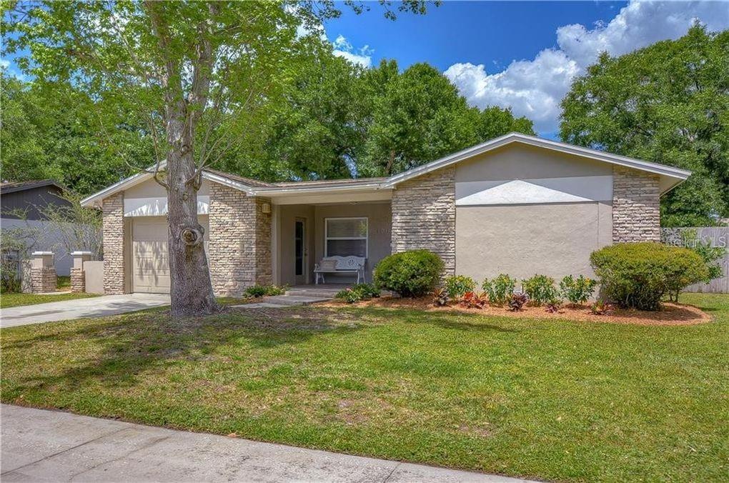 CARROLLWOOD MEADOWS UNIT VI SE - Residential Lease