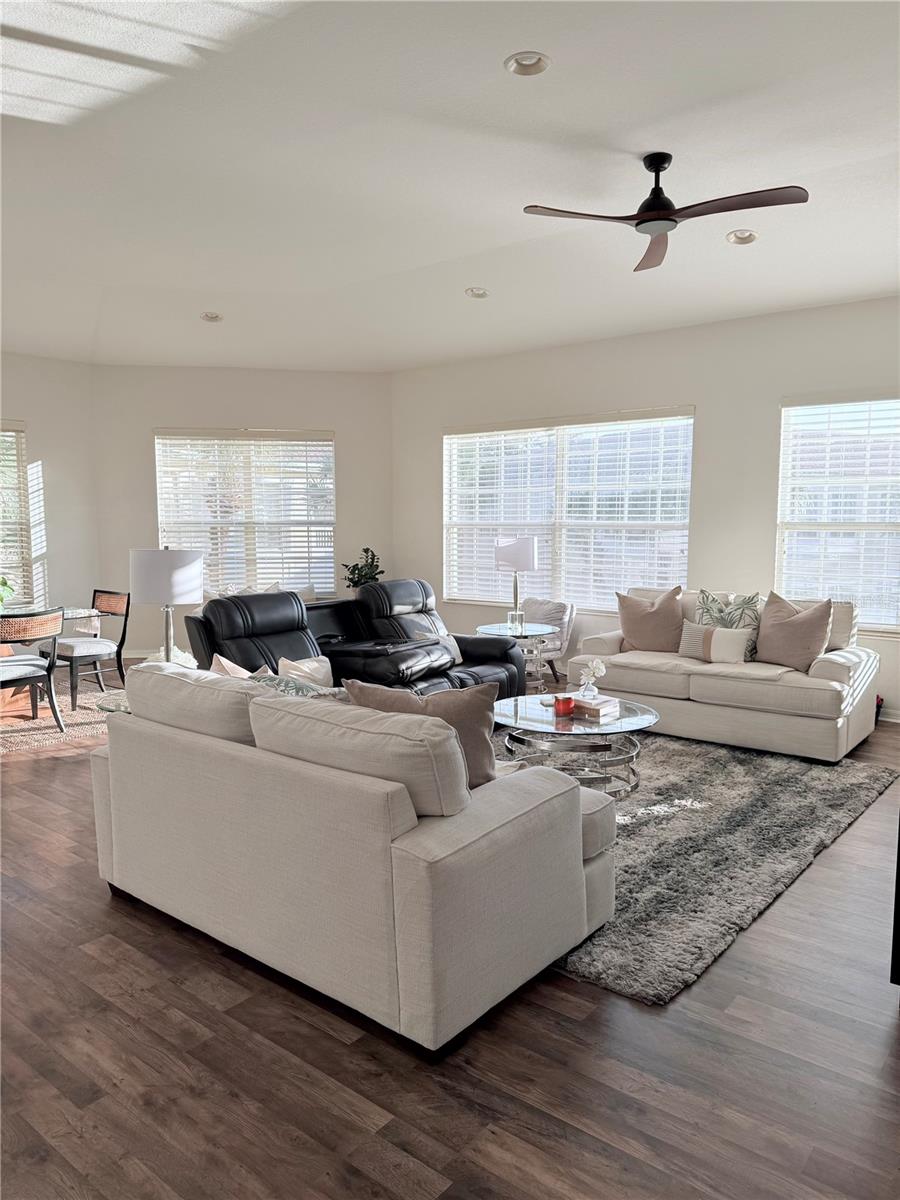 TRIANO - Residential