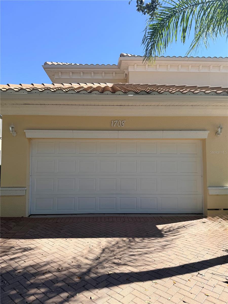 TRIANO - Residential