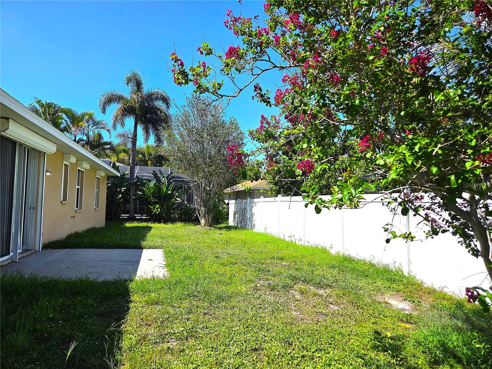 DERBY LANDINGS SUB - Residential Lease