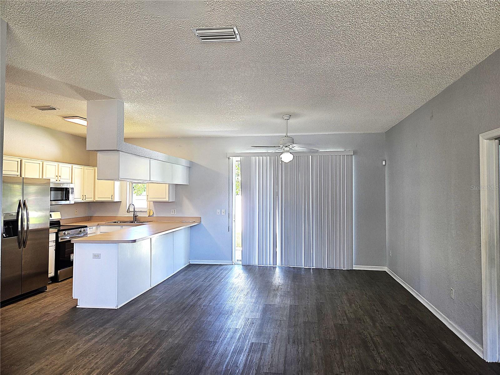 DERBY LANDINGS SUB - Residential Lease