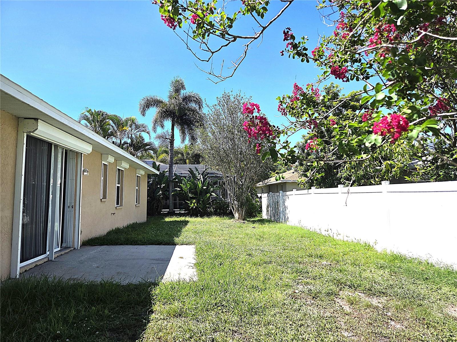 DERBY LANDINGS SUB - Residential Lease