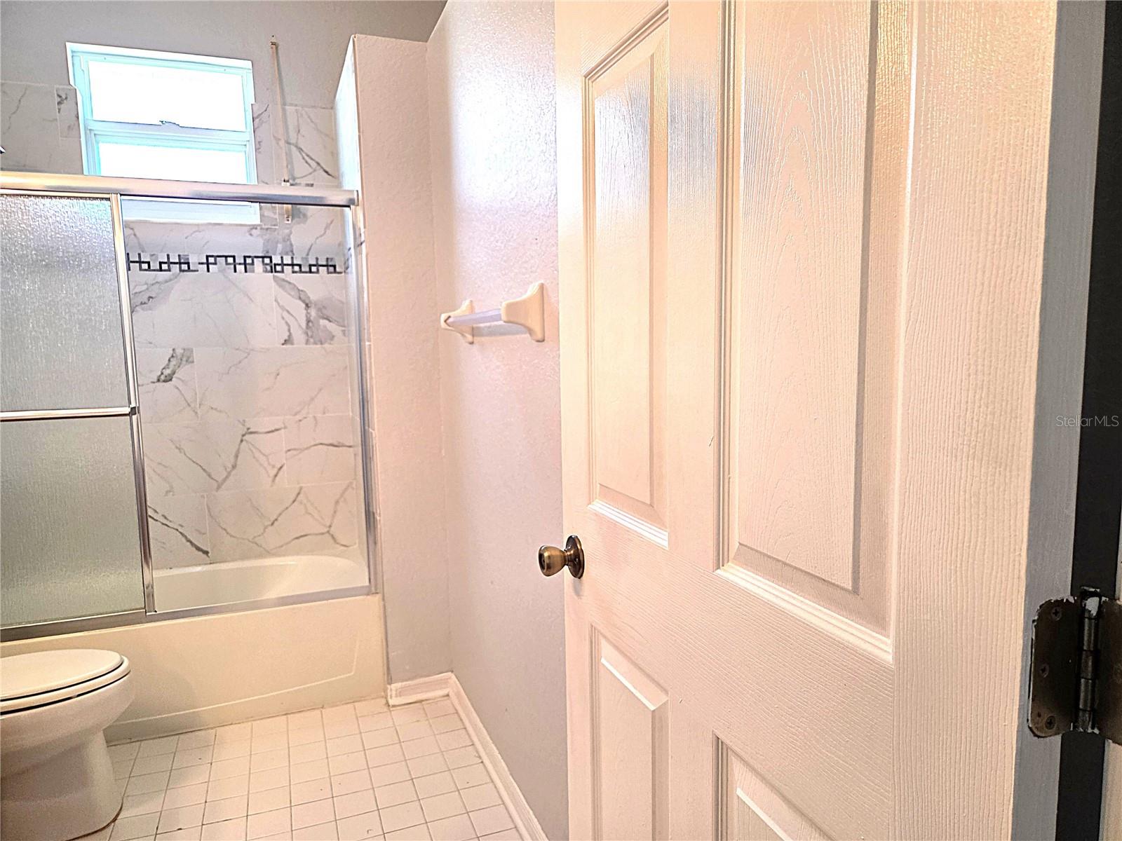 DERBY LANDINGS SUB - Residential Lease