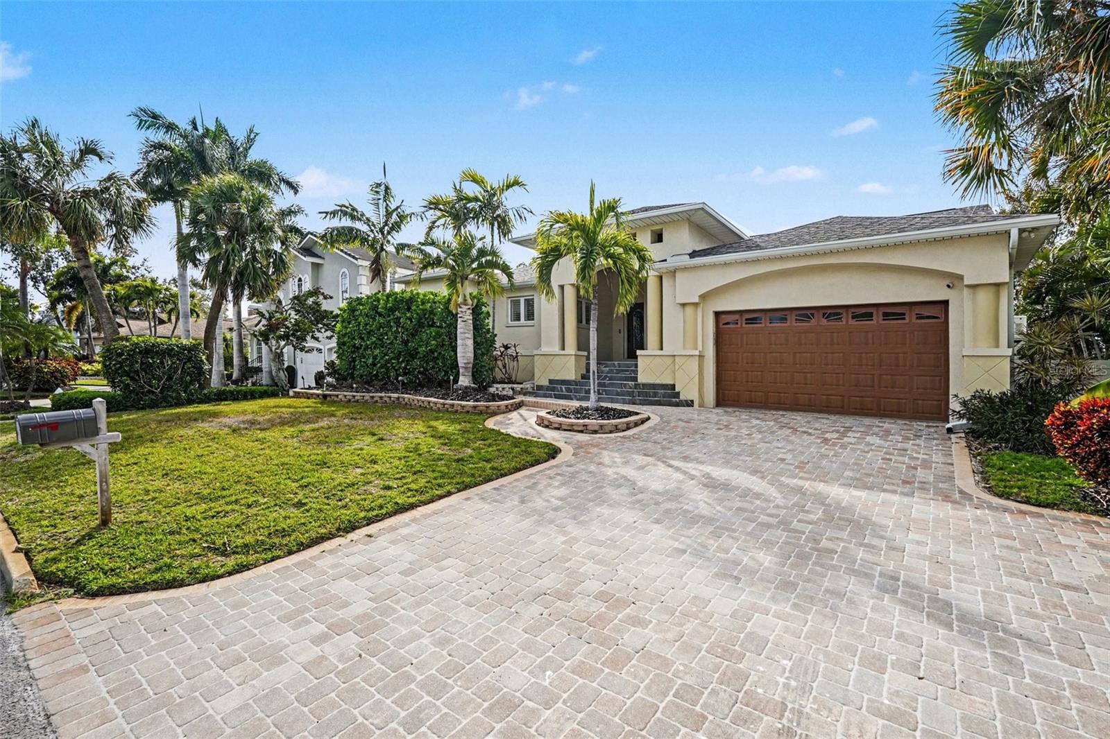 SANDS POINT - Residential