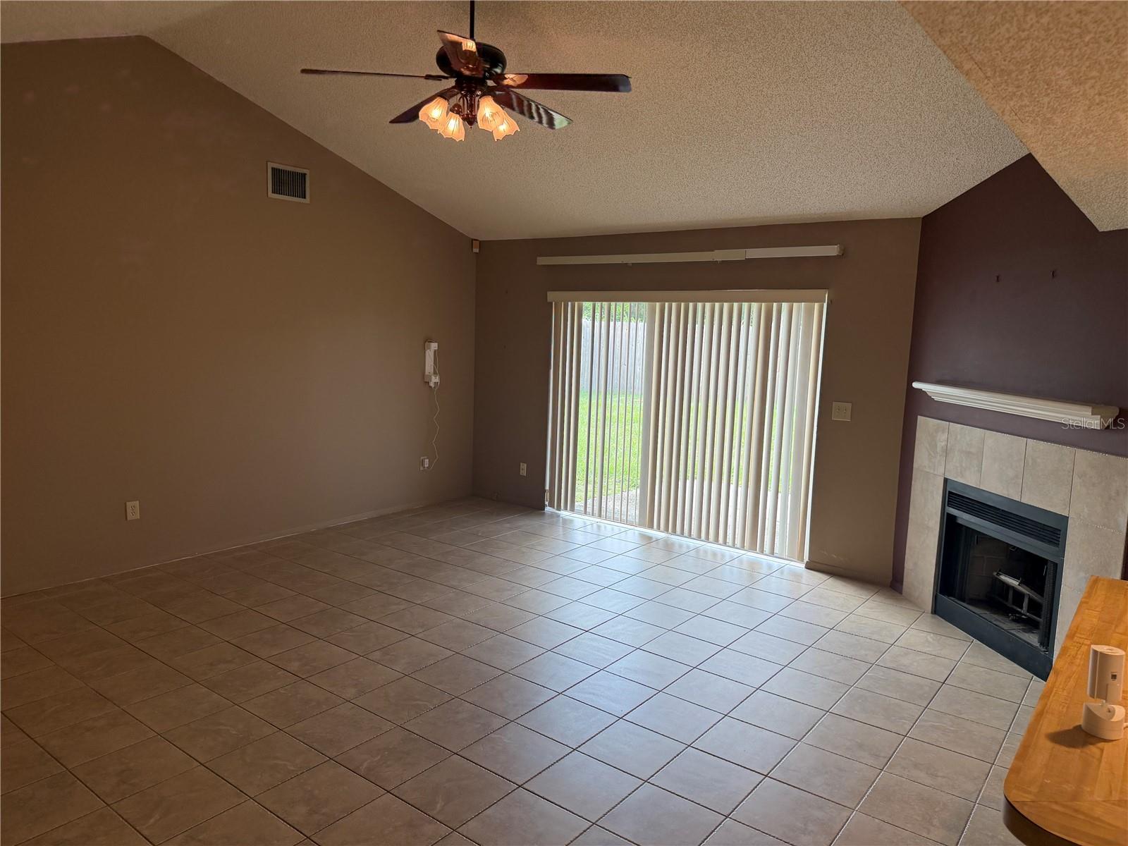 COPPERFIELD UNIT 1 - Residential