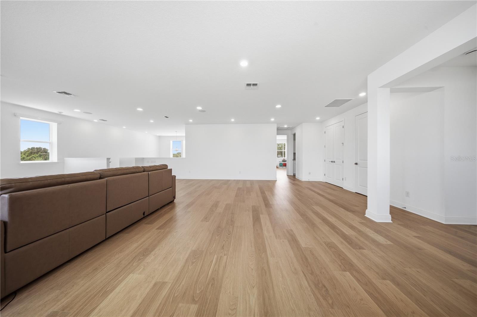 POITRAS EAST N-7 - Residential