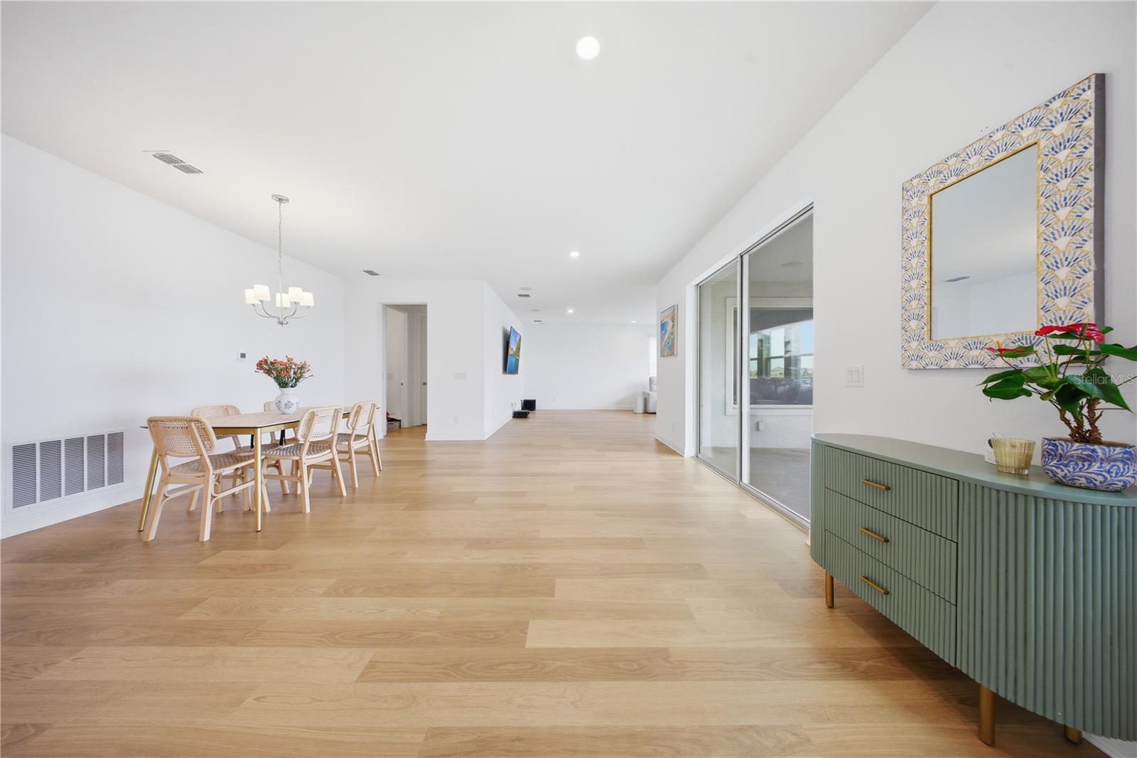 POITRAS EAST N-7 - Residential