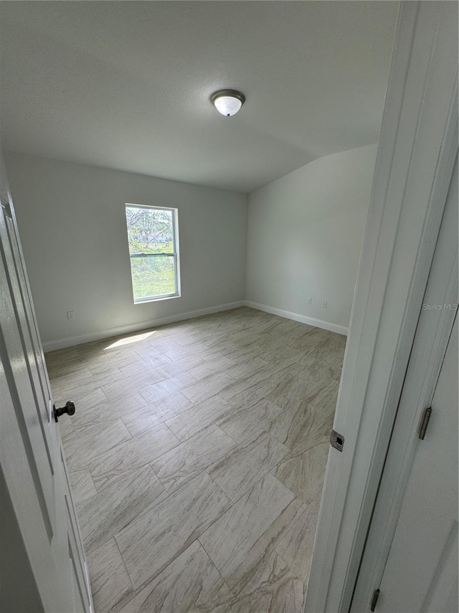 DELTONA LAKES - Residential
