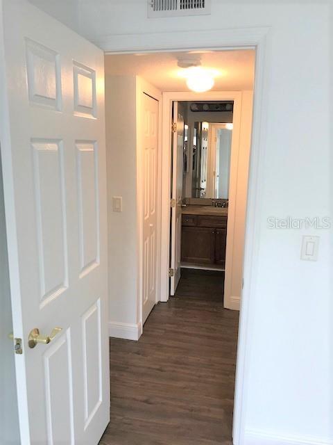THE LANDINGS OF TAMPA A CONDOM - Residential Lease