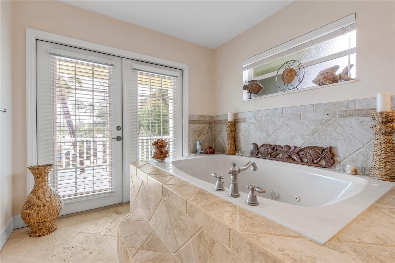 DETWILERS N 650 FT LT 02 16 17 34 NEW SMYRNA BEACH - Residential