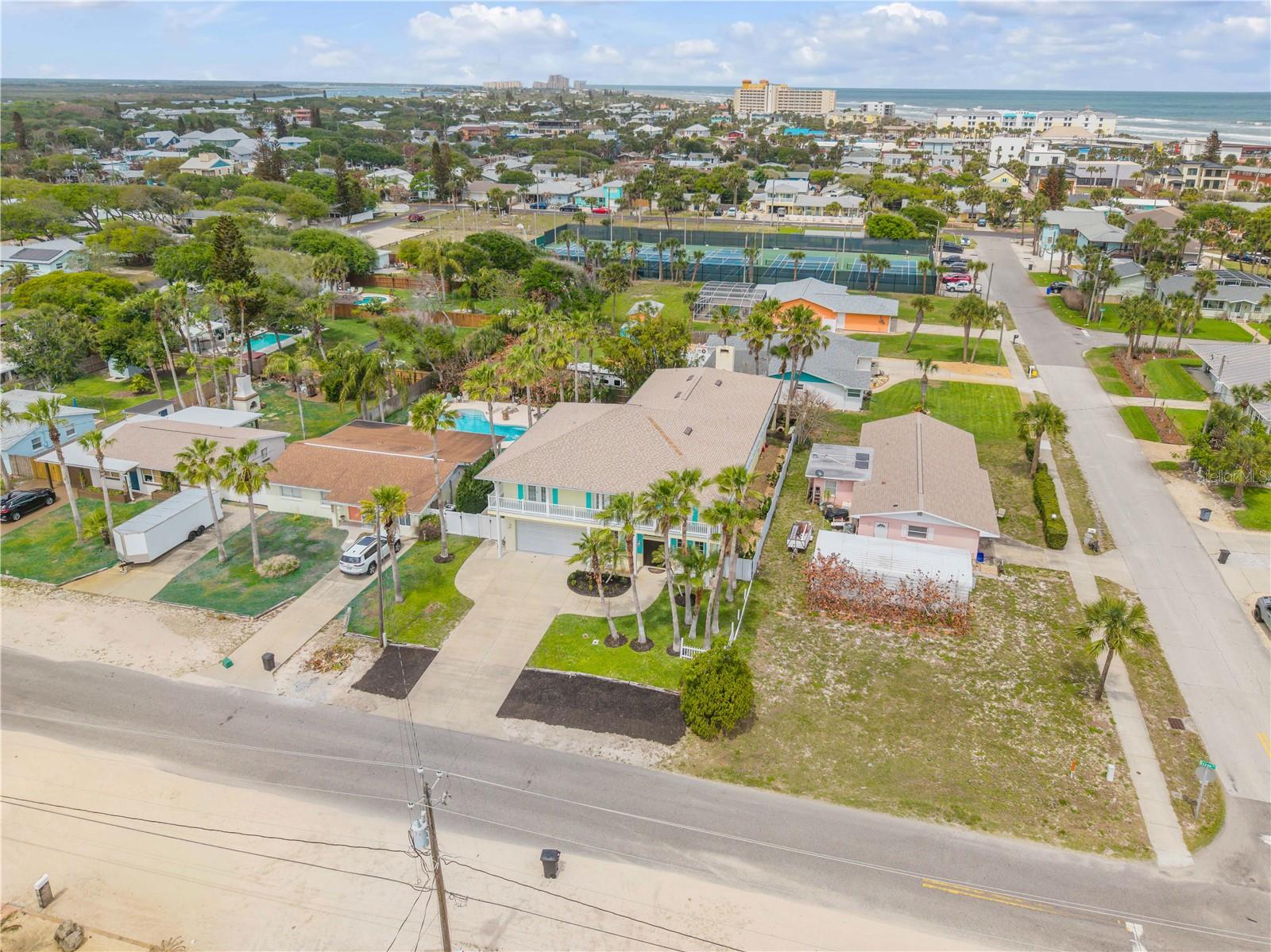 DETWILERS N 650 FT LT 02 16 17 34 NEW SMYRNA BEACH - Residential