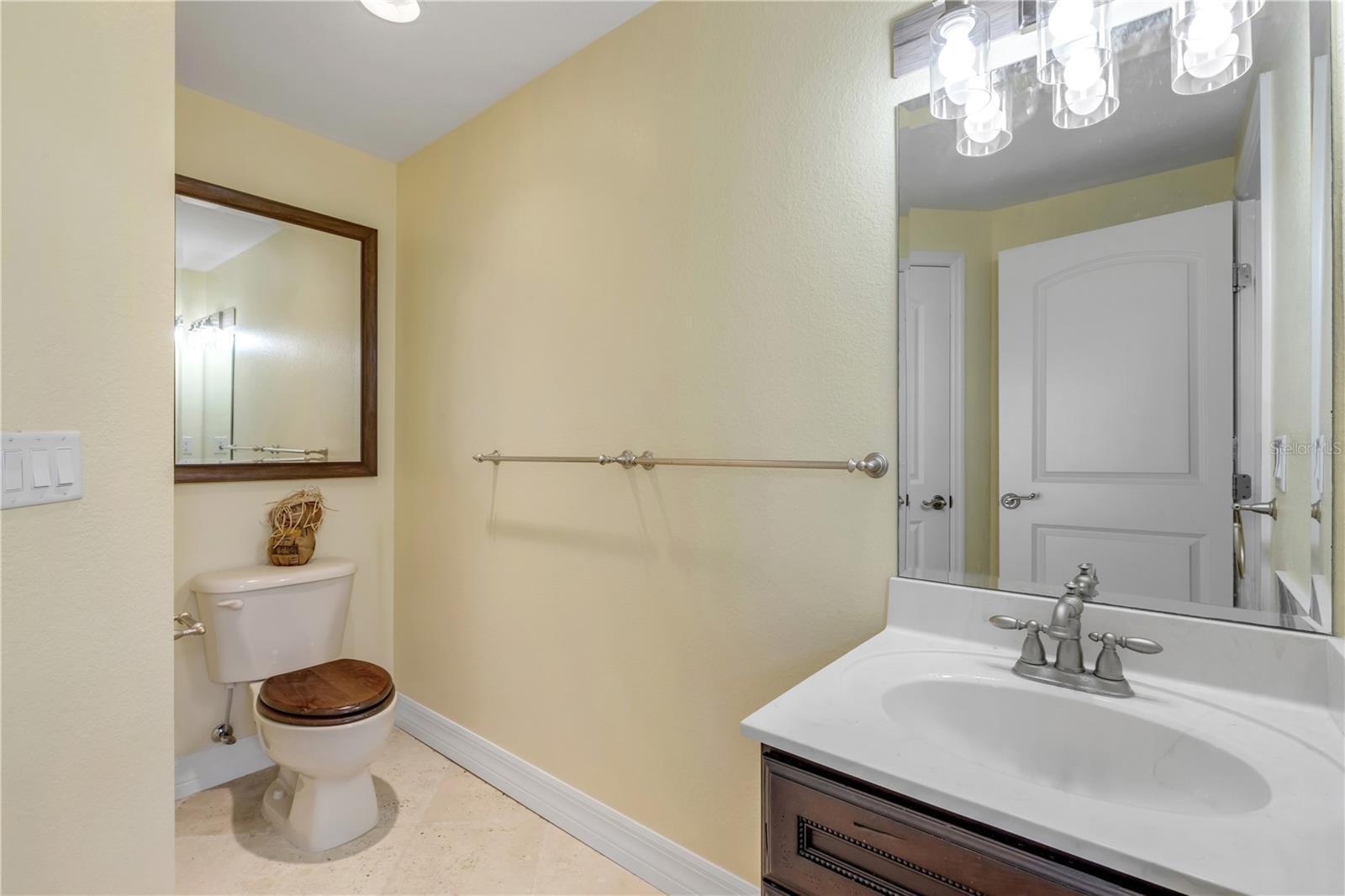 DETWILERS N 650 FT LT 02 16 17 34 NEW SMYRNA BEACH - Residential