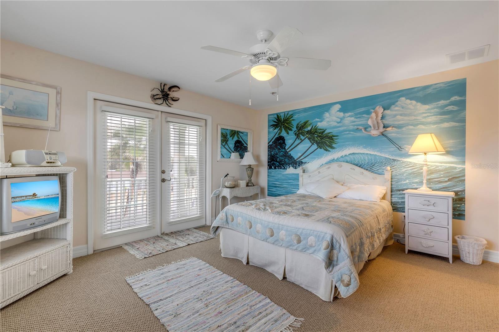 DETWILERS N 650 FT LT 02 16 17 34 NEW SMYRNA BEACH - Residential