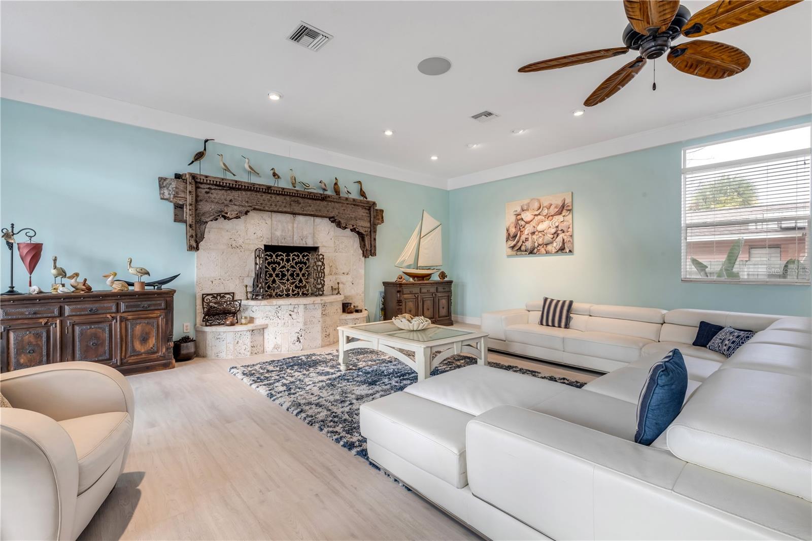 DETWILERS N 650 FT LT 02 16 17 34 NEW SMYRNA BEACH - Residential