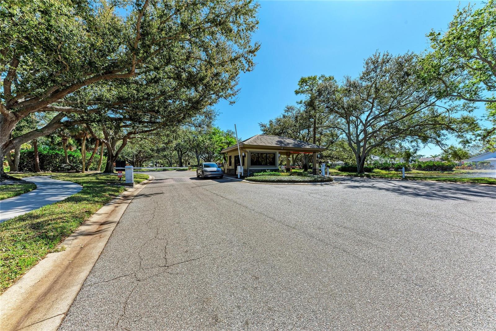 DEER CREEK - Residential