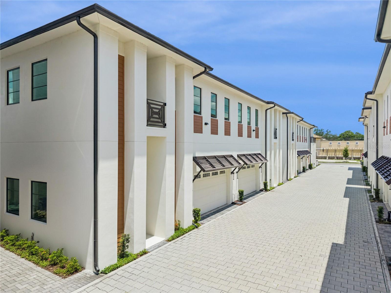 VILASA TWNHMS - Residential
