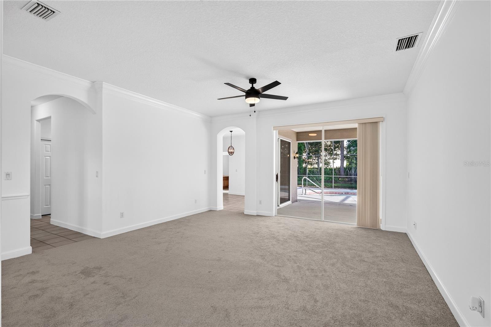 PARK PLACE ON LAKE JOANNA - Residential